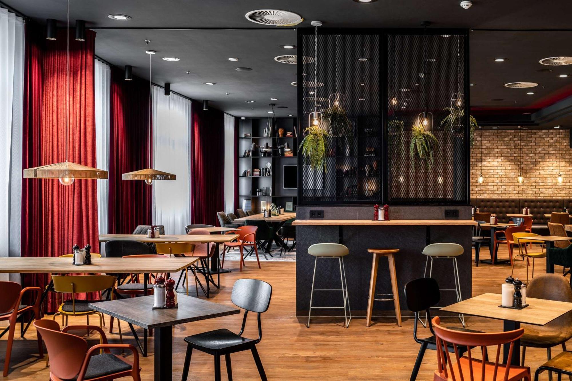pentahotel Rostock Bagian luar foto