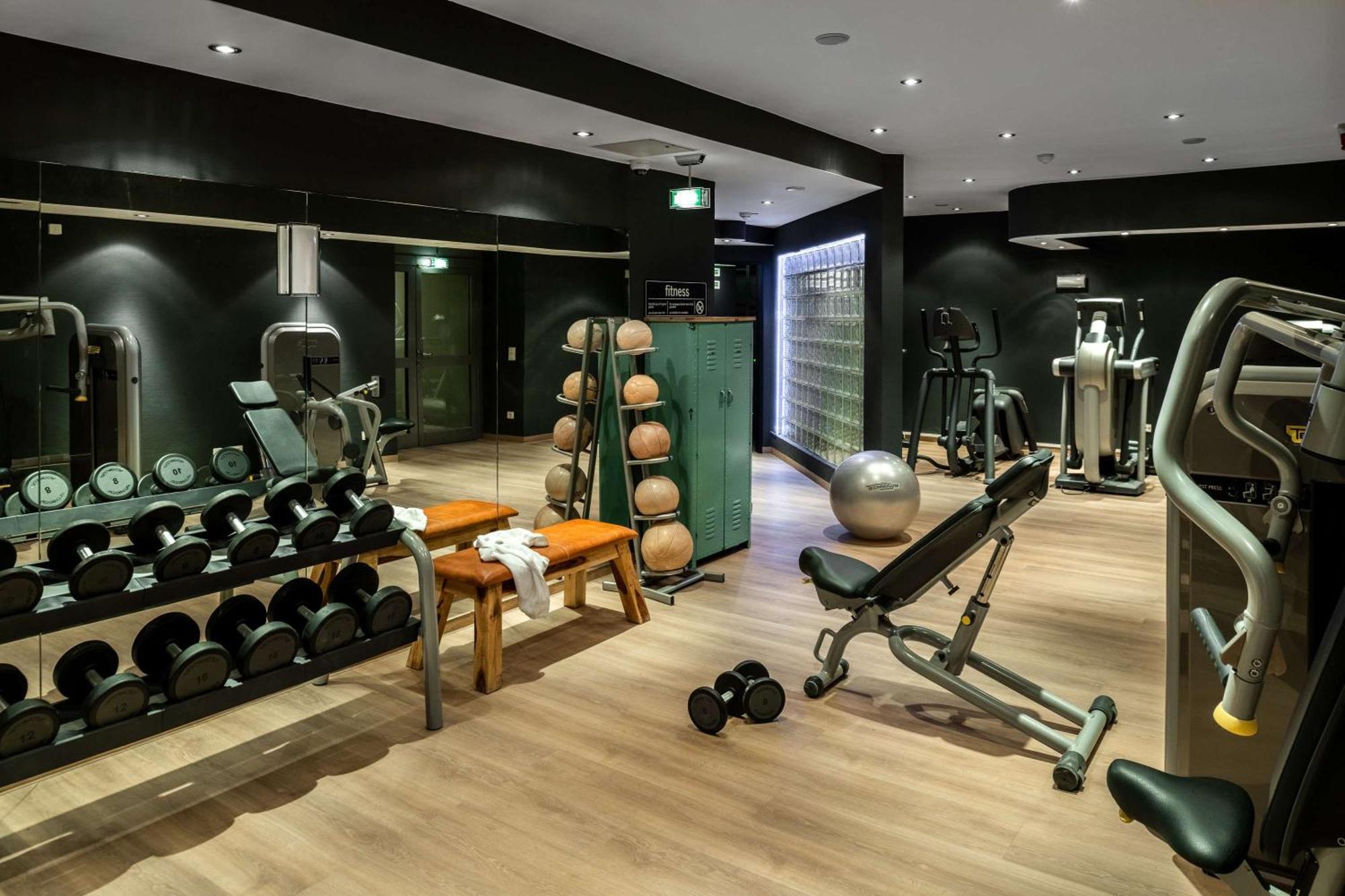 pentahotel Rostock Bagian luar foto